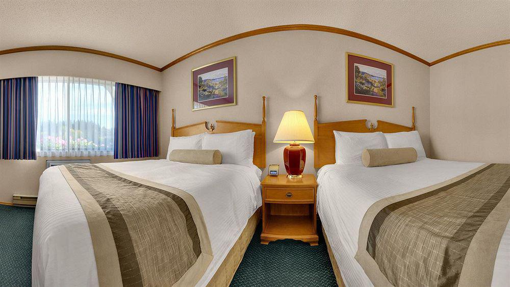 The Hospitality Inn Port Alberni Exterior photo
