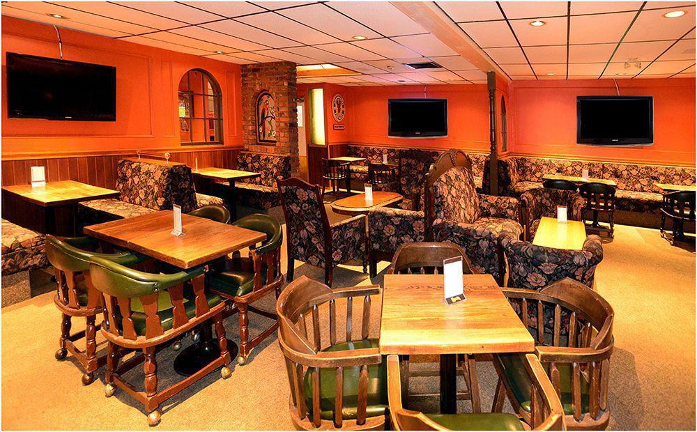 The Hospitality Inn Port Alberni Exterior photo